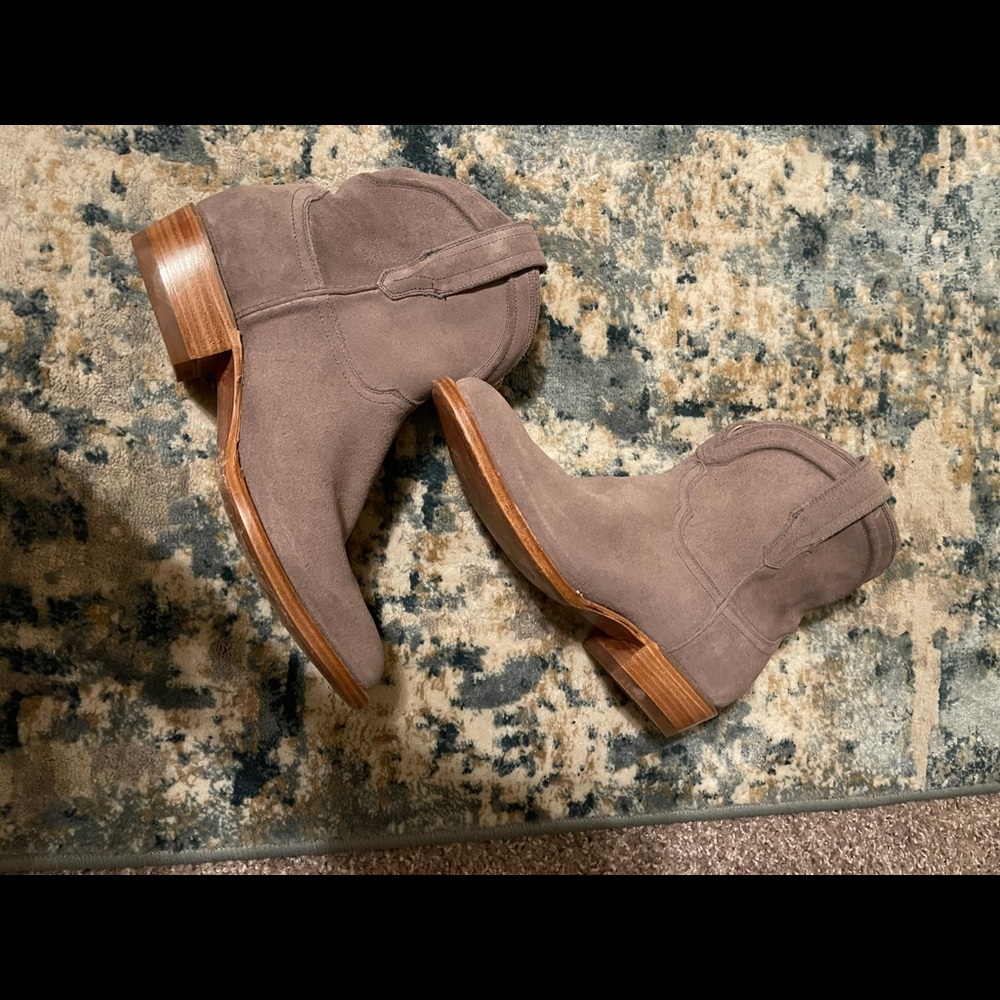 Bachesto Daffney Boots - Picture 2 of 7